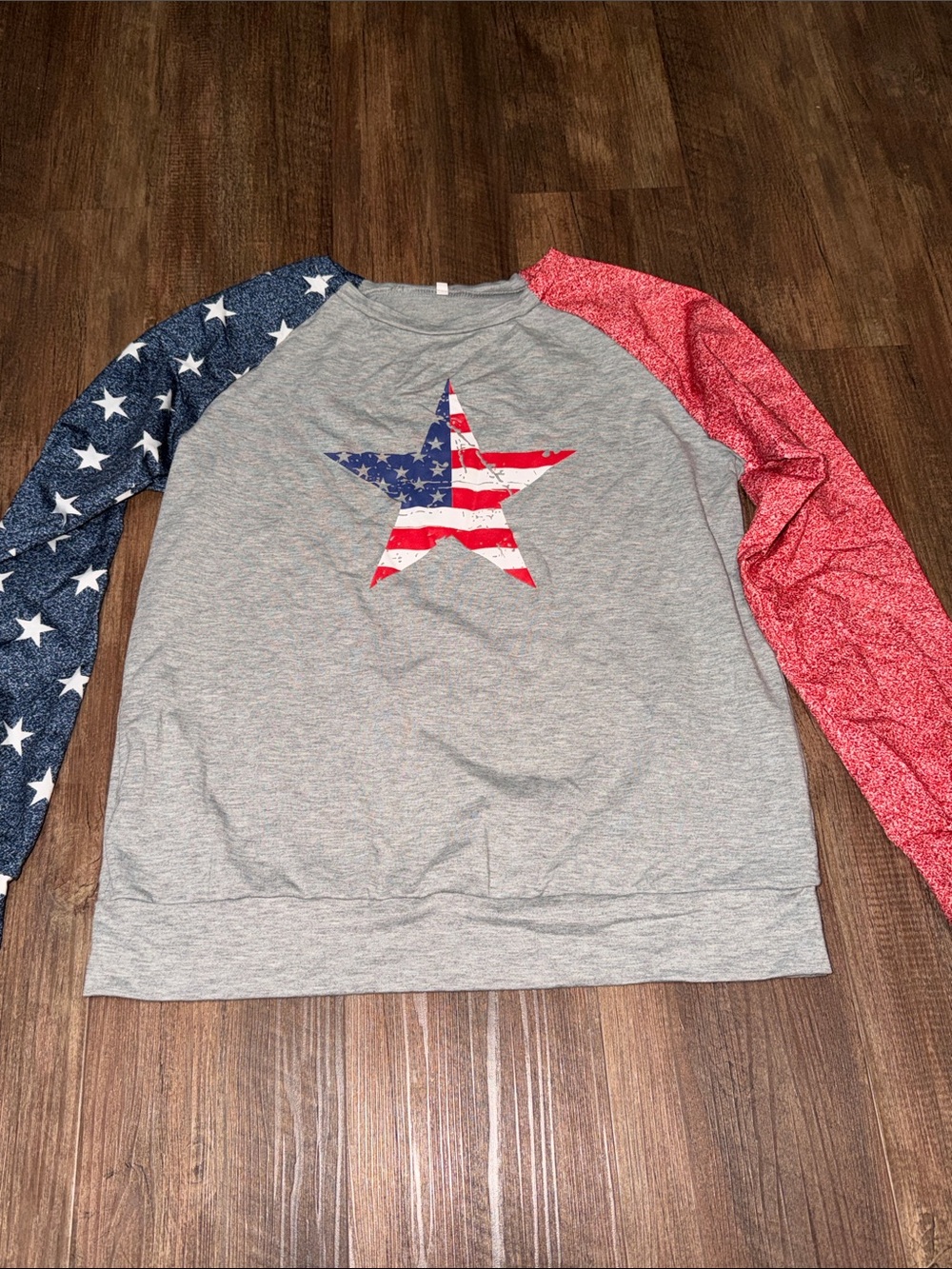 Womens Patriotic Star Flag Sweatshirt size L Red White Blue